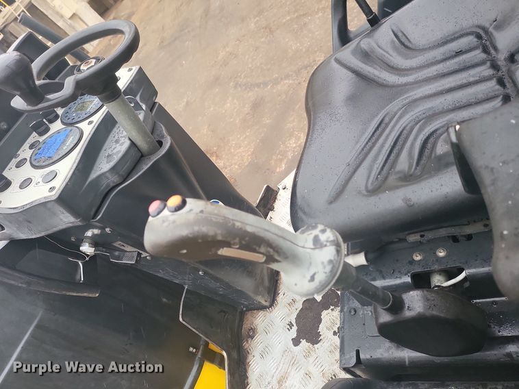 image for item DR4276 2016 Bomag BW 120 SLC-5 double drum vibratory roller