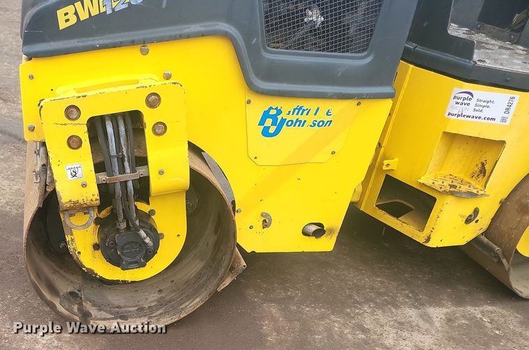 image for item DR4276 2016 Bomag BW 120 SLC-5 double drum vibratory roller