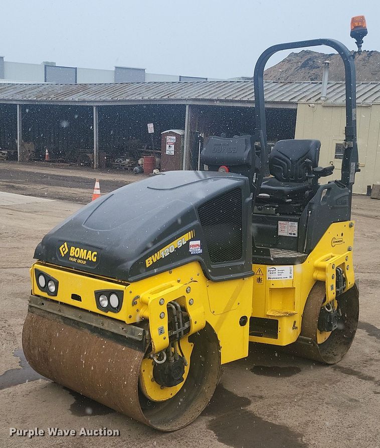 image for item DR4277 2022 Bomag BW 120 SLC-5 double drum vibratory roller