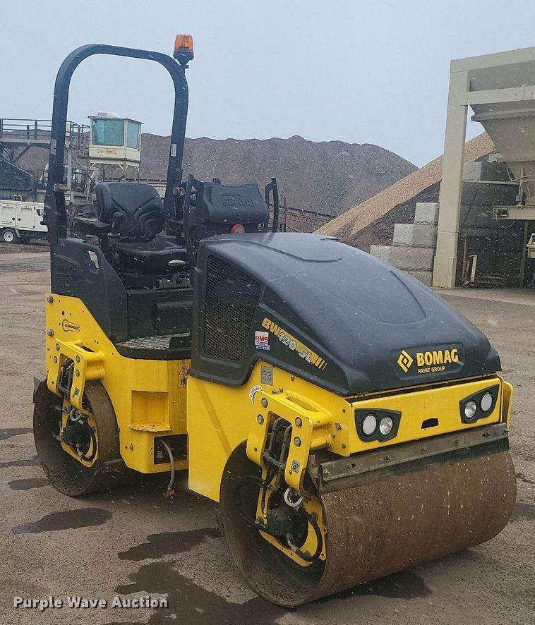 image for item DR4277 2022 Bomag BW 120 SLC-5 double drum vibratory roller