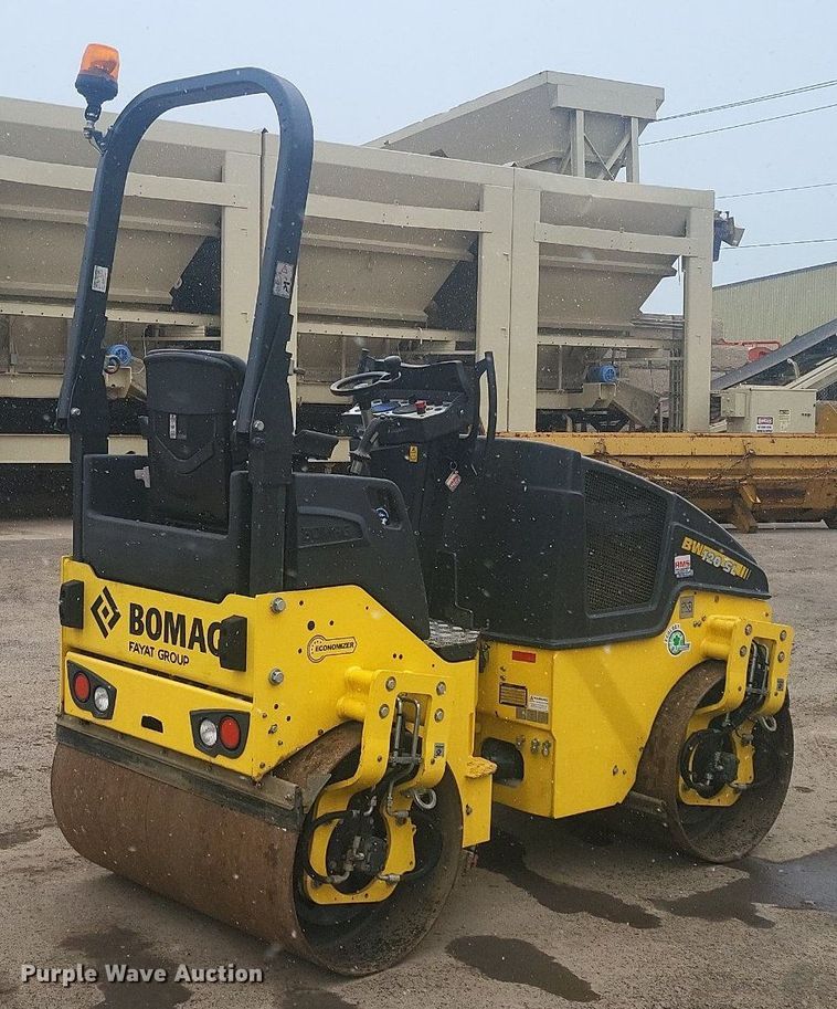 image for item DR4277 2022 Bomag BW 120 SLC-5 double drum vibratory roller