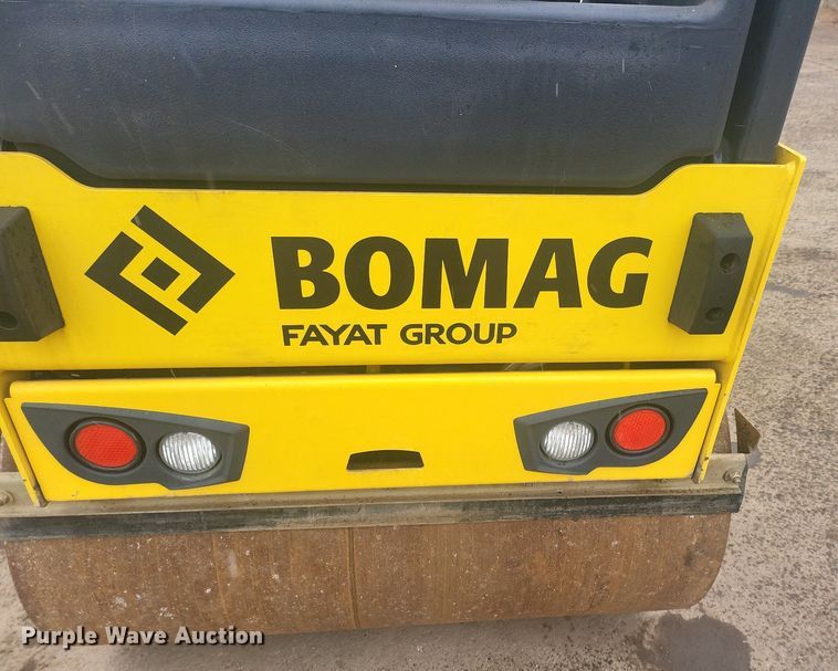 image for item DR4277 2022 Bomag BW 120 SLC-5 double drum vibratory roller
