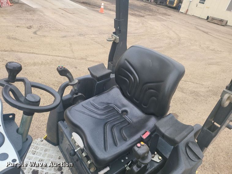 image for item DR4277 2022 Bomag BW 120 SLC-5 double drum vibratory roller