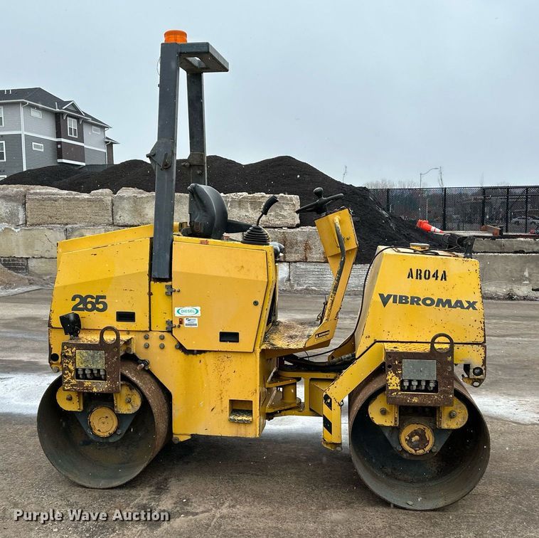 image for item DR4278 2002 Vibromax  W265 double drum vibratory roller