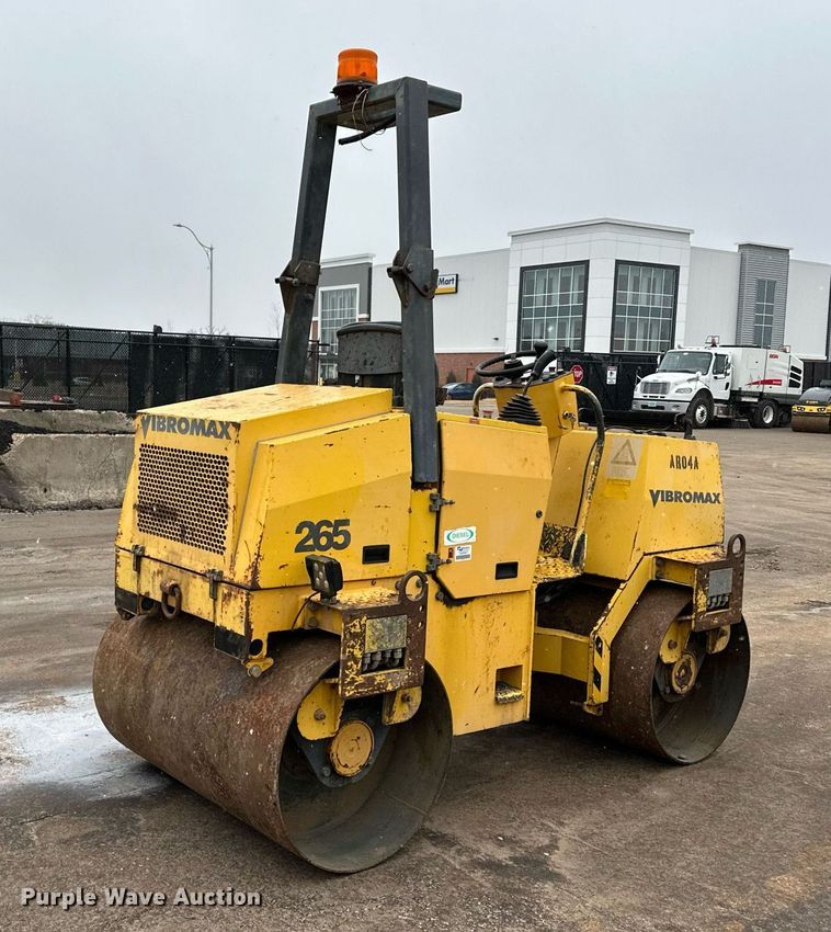 image for item DR4278 2002 Vibromax  W265 double drum vibratory roller