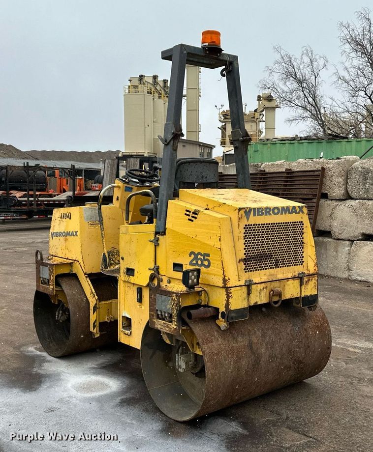 image for item DR4278 2002 Vibromax  W265 double drum vibratory roller