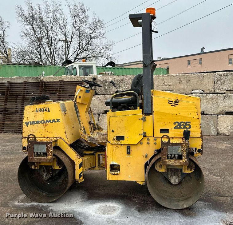 image for item DR4278 2002 Vibromax  W265 double drum vibratory roller