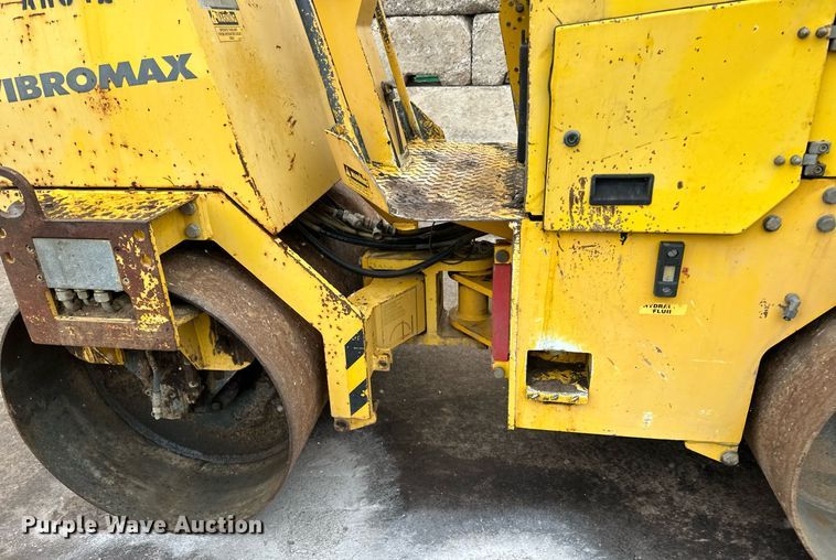 image for item DR4278 2002 Vibromax  W265 double drum vibratory roller