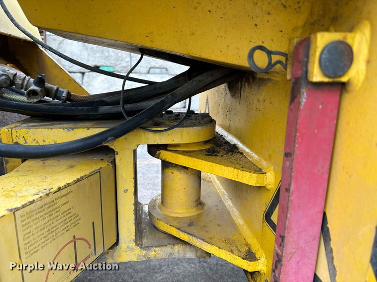 image for item DR4278 2002 Vibromax  W265 double drum vibratory roller