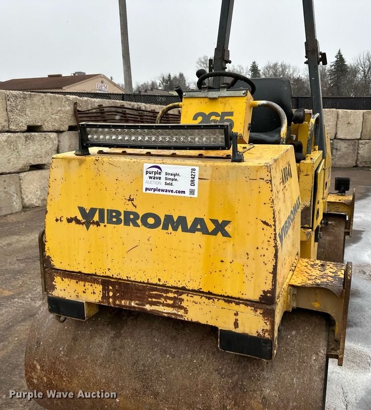 image for item DR4278 2002 Vibromax  W265 double drum vibratory roller