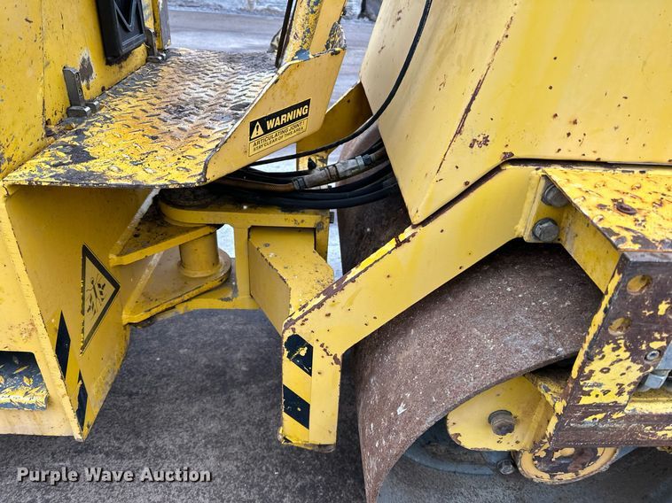 image for item DR4278 2002 Vibromax  W265 double drum vibratory roller