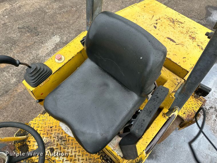 image for item DR4278 2002 Vibromax  W265 double drum vibratory roller