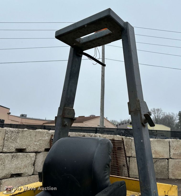 image for item DR4278 2002 Vibromax  W265 double drum vibratory roller