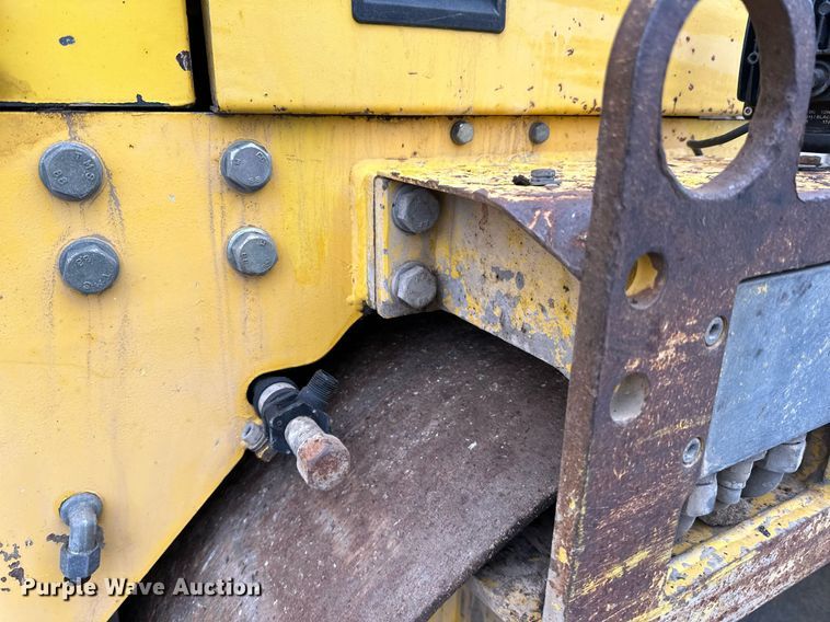 image for item DR4278 2002 Vibromax  W265 double drum vibratory roller