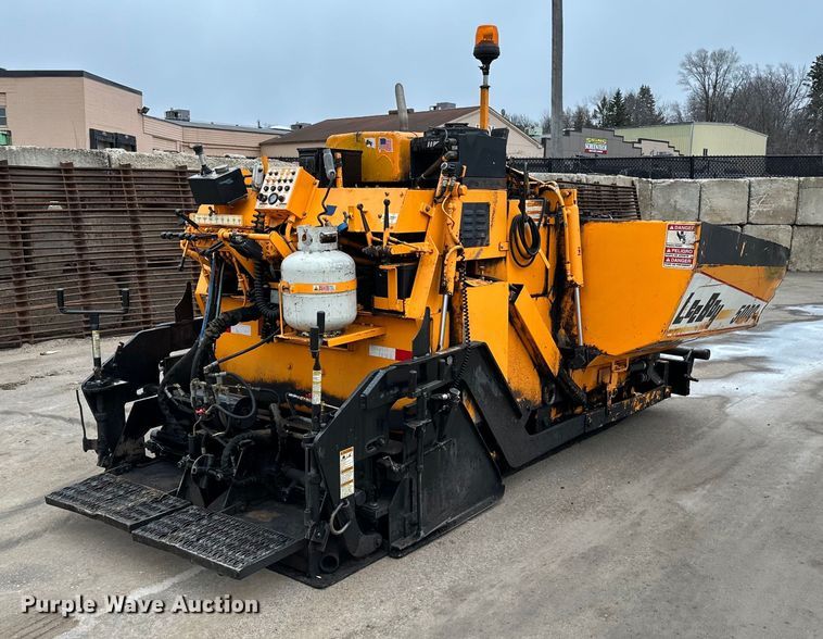 image for item DR4279 2005 Lee Boy  5000 Path Master paver