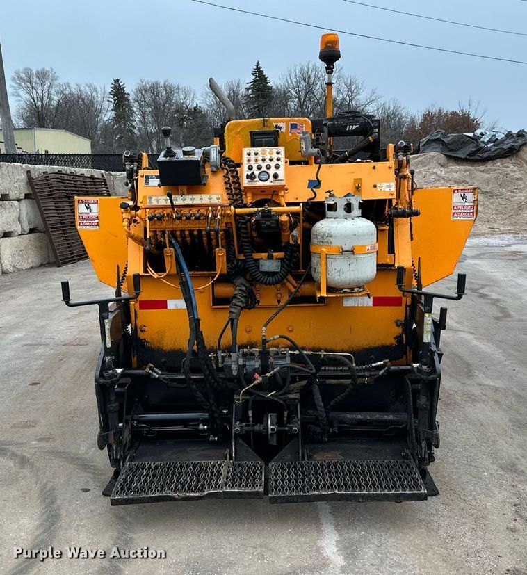 image for item DR4279 2005 Lee Boy  5000 Path Master paver