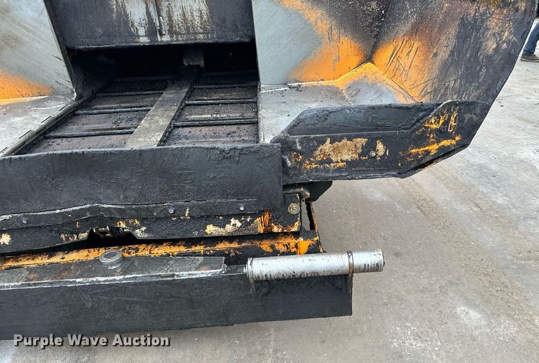 image for item DR4279 2005 Lee Boy  5000 Path Master paver