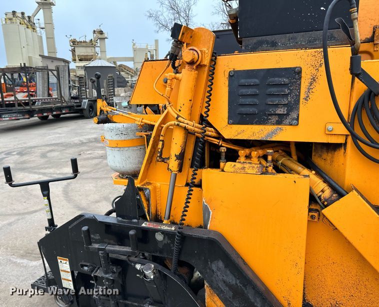 image for item DR4279 2005 Lee Boy  5000 Path Master paver