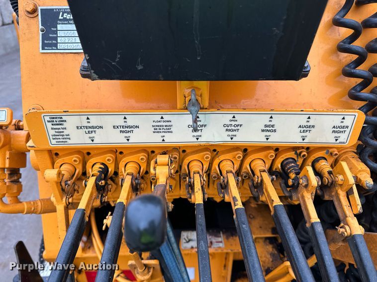 image for item DR4279 2005 Lee Boy  5000 Path Master paver