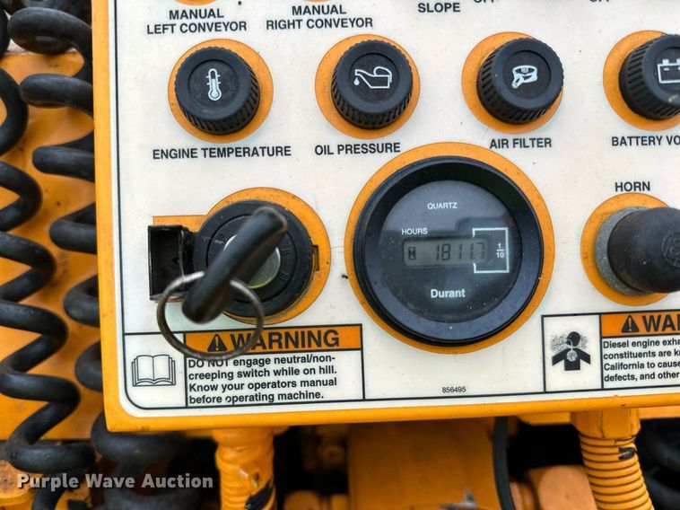 image for item DR4279 2005 Lee Boy  5000 Path Master paver