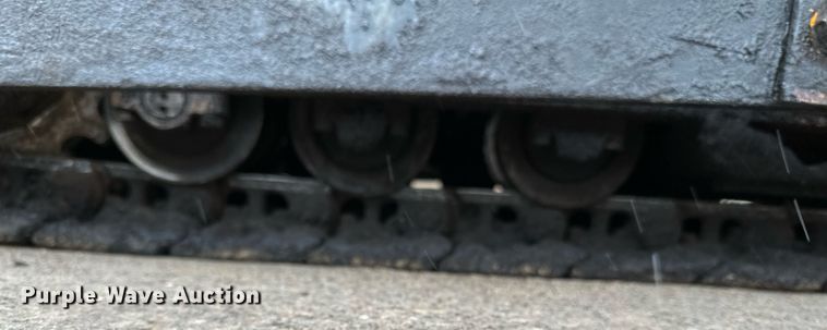 image for item DR4279 2005 Lee Boy  5000 Path Master paver