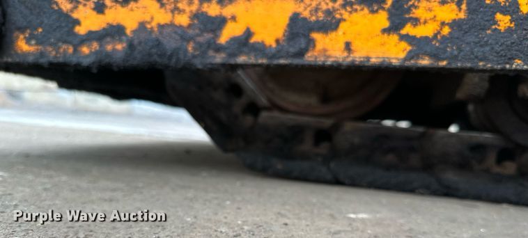 image for item DR4279 2005 Lee Boy  5000 Path Master paver