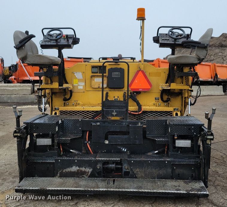 image for item DR4280 2022 Weiler P385B paver