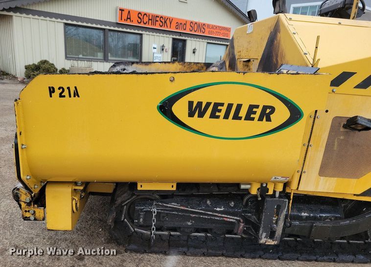 image for item DR4280 2022 Weiler P385B paver