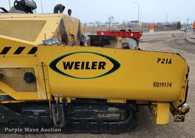 image for item DR4280 2022 Weiler P385B paver