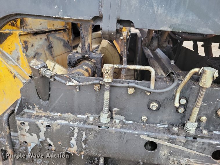 image for item DR4280 2022 Weiler P385B paver