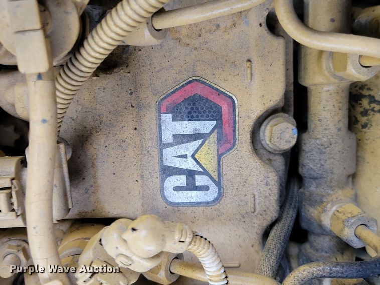 image for item DR4280 2022 Weiler P385B paver