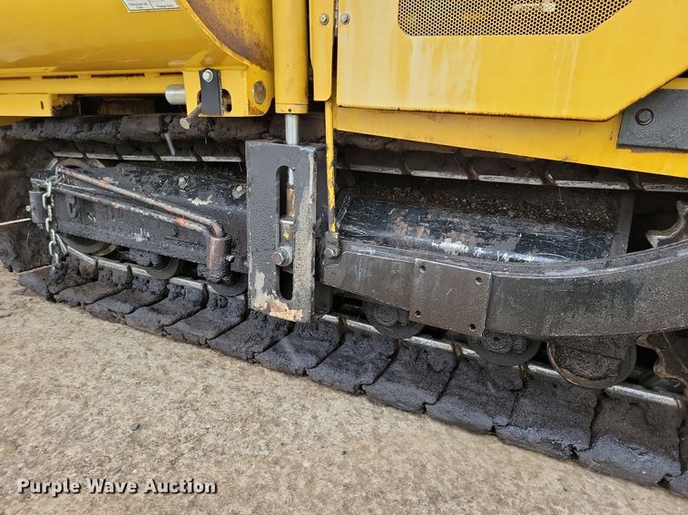 image for item DR4280 2022 Weiler P385B paver