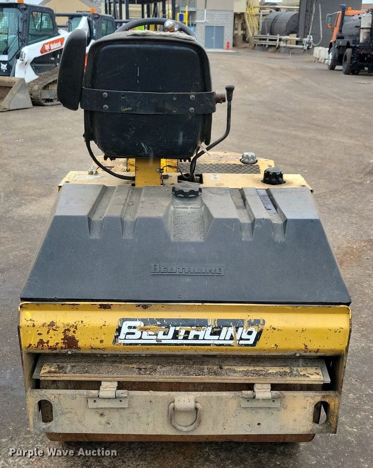 image for item DR4281 2004 Beuthling B105 double drum roller