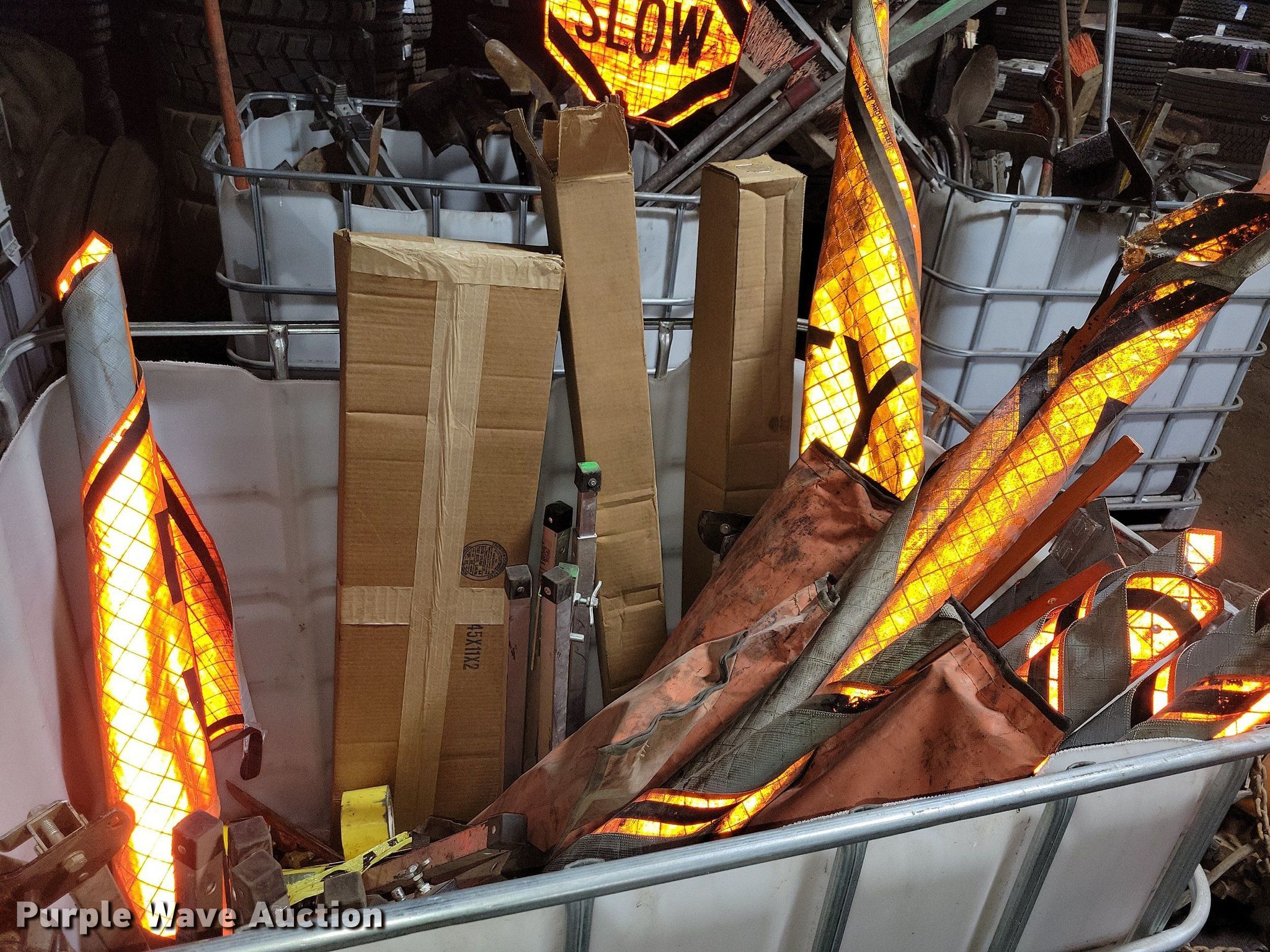 Flagging equipment in St. Paul, MN Item DG0549 for sale Purple Wave