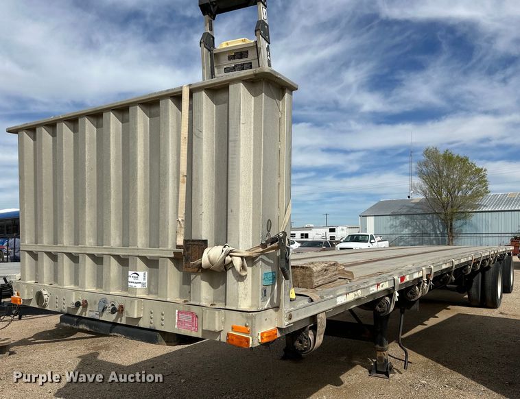 image for item DG4285 2001 Transcraft Eagle flatbed trailer