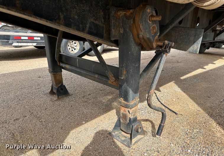 image for item DG4285 2001 Transcraft Eagle flatbed trailer