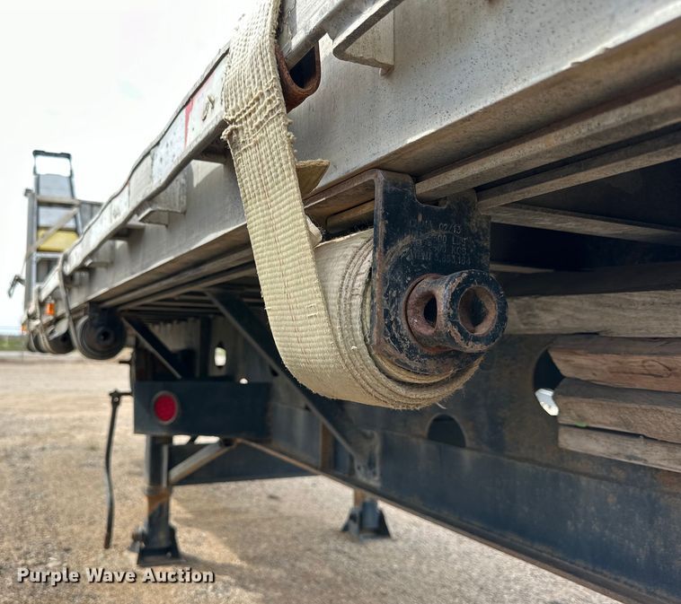 image for item DG4285 2001 Transcraft Eagle flatbed trailer