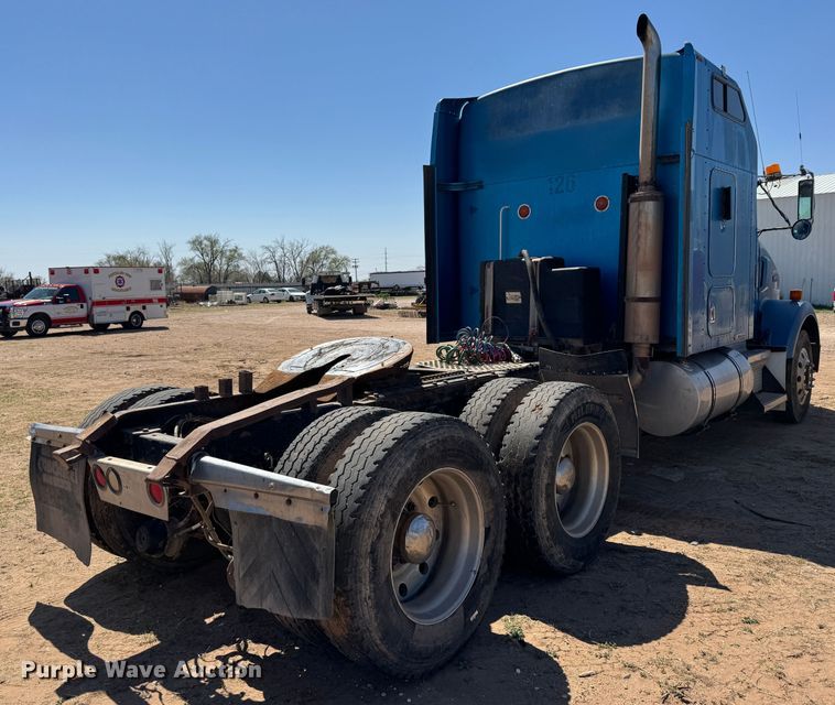 image for item DK6803 1998 Kenworth T800 semi truck