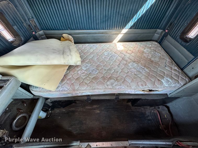 image for item DK6803 1998 Kenworth T800 semi truck