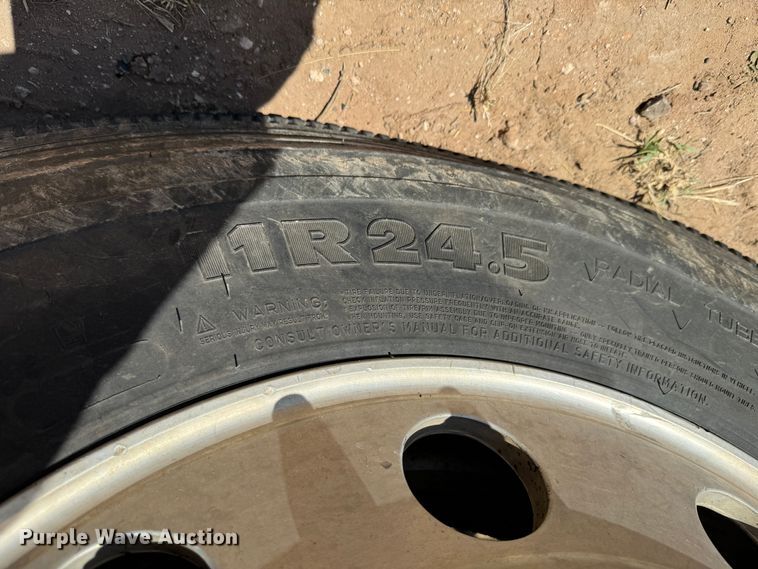 image for item DK6803 1998 Kenworth T800 semi truck