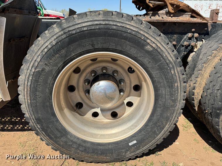 image for item DK6803 1998 Kenworth T800 semi truck