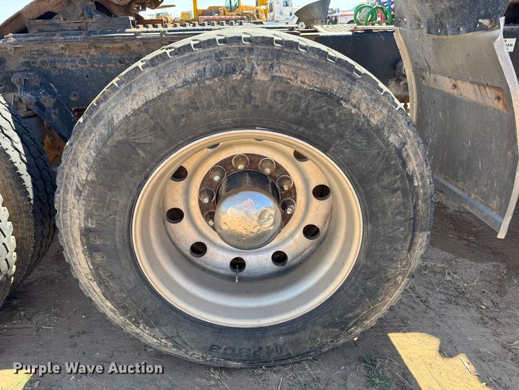 image for item DK6803 1998 Kenworth T800 semi truck