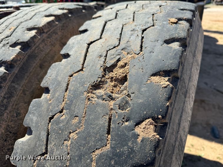 image for item DK6803 1998 Kenworth T800 semi truck