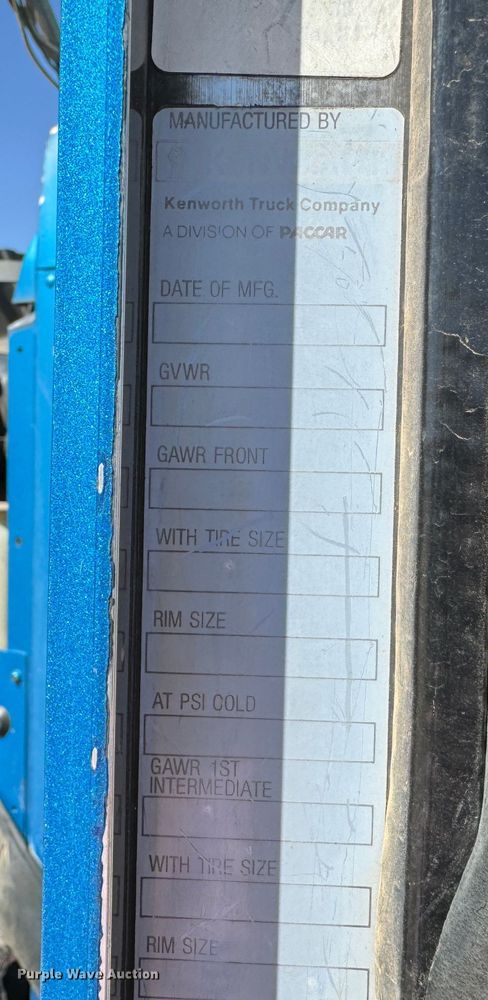image for item DK6803 1998 Kenworth T800 semi truck