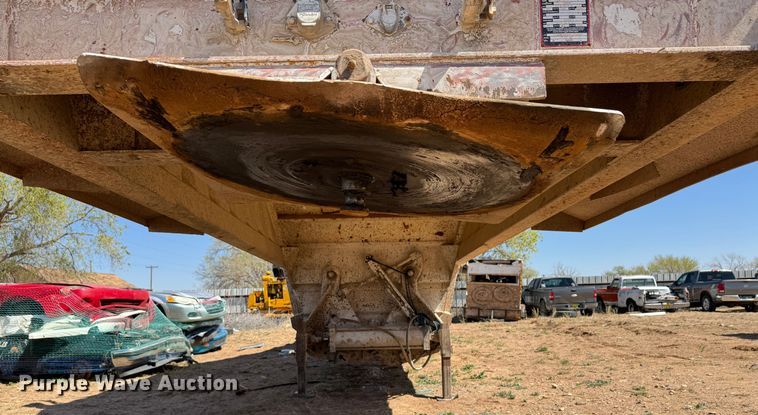 image for item DK6804 2006 CTS BDT-40 bottom dump trailer