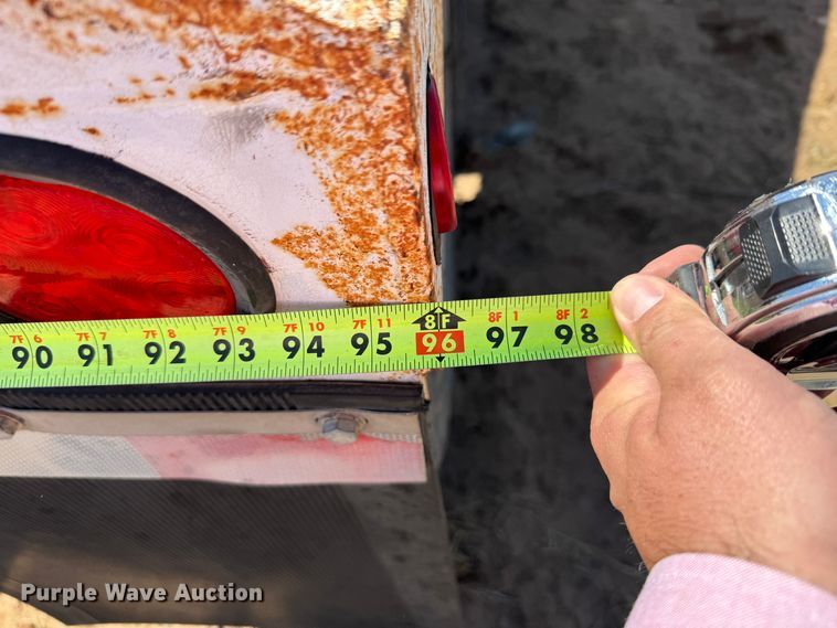 image for item DK6804 2006 CTS BDT-40 bottom dump trailer