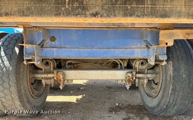 image for item DK6805 2000 Red River Manufacturing live bottom trailer