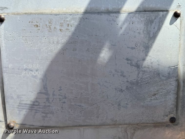 image for item DK6805 2000 Red River Manufacturing live bottom trailer