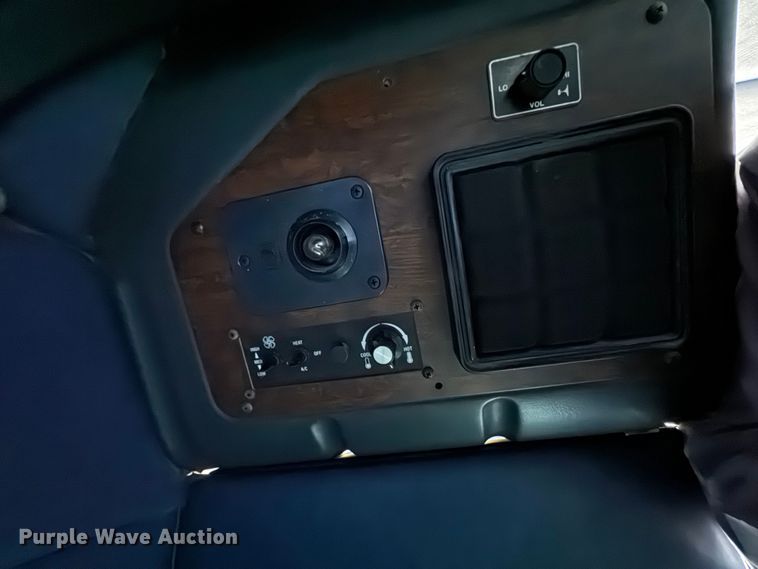 image for item DK6807 1993 Peterbilt 379 semi truck