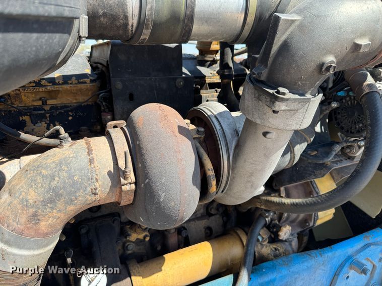 image for item DK6807 1993 Peterbilt 379 semi truck